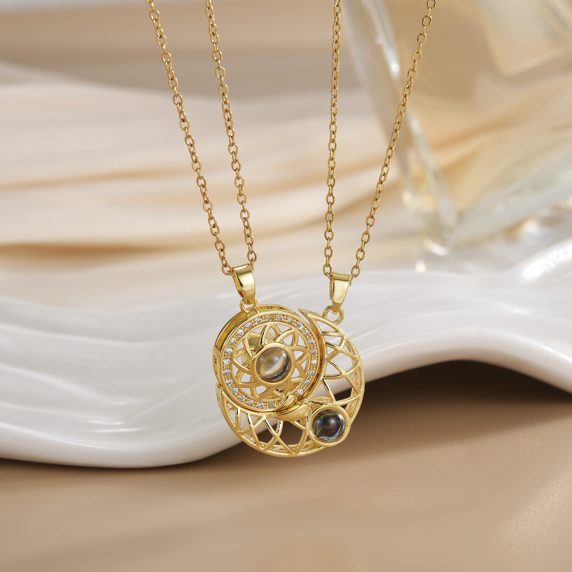 Kalung Magnetik Pasangan Kalun - Magnetic Couple Matching Necklaces ulasan dan harga